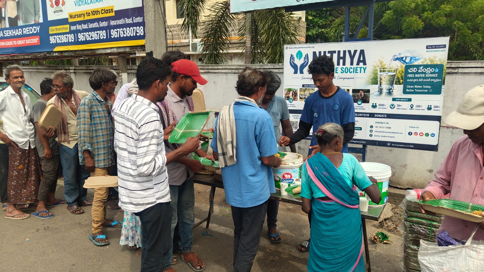 Food Distribution in Guntur 1